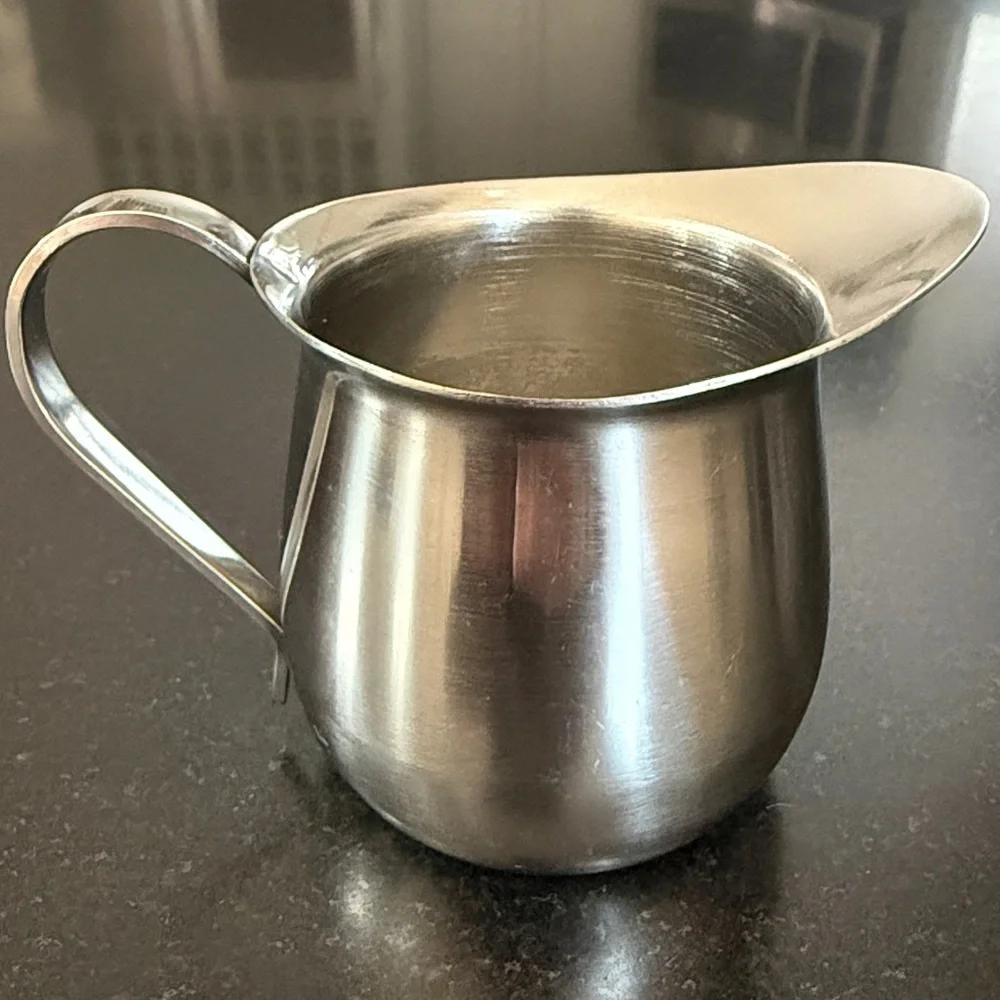 🌸3/$15 Vintage Adcraft 18-8 Stainless Steel Creamer 2.5" - Picture 3 of 7
